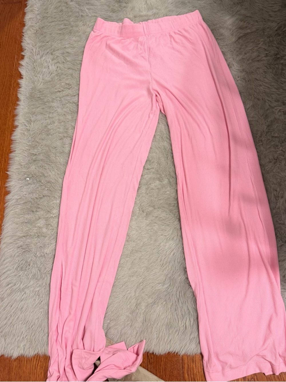 Skims Soft Lounge Rib Sleep Set Bubblegum - Picture 6 of 7